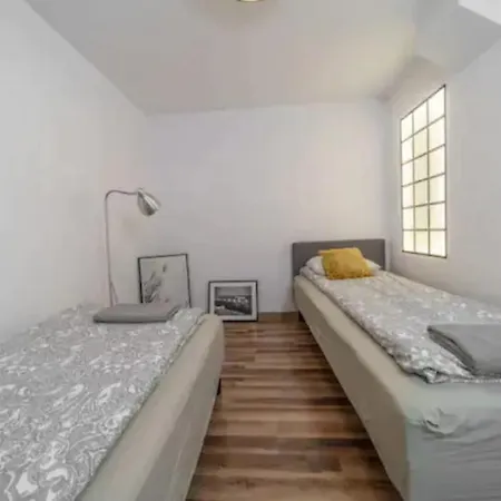 Center/golden Apartments/dob27 Varsó